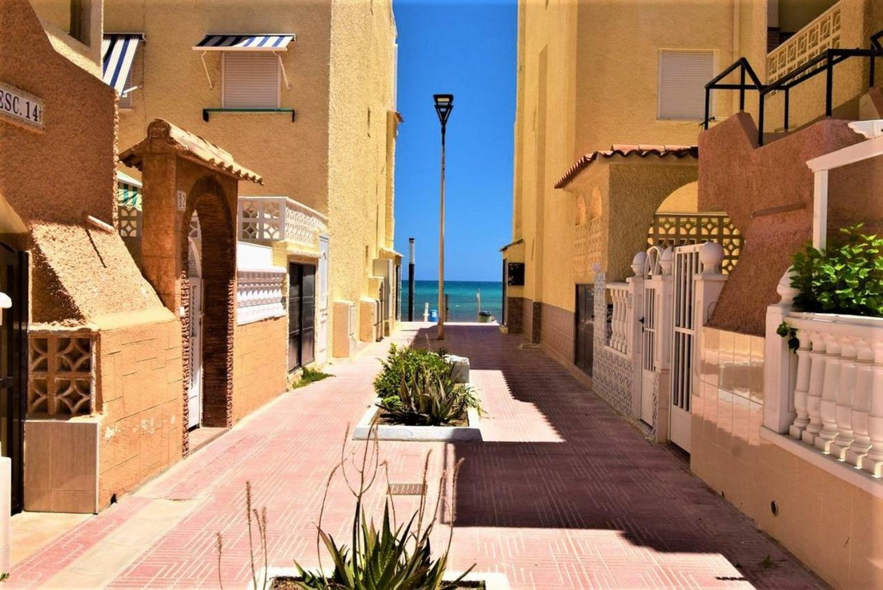 34 Retro Beach House - Alicante Real Estate Torrevieja Exteriör bild